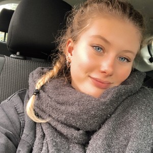 Perrine - Prof d'aide aux devoirs - Annecy