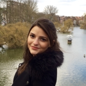 Neslihan - Prof de maths - Charleroi
