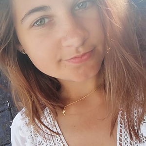 Clara - Prof de maths - Les Ponts-de-Cé