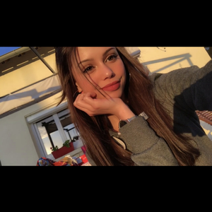 Dounia - Prof de maths - Elbeuf