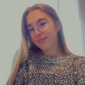 Manon - Prof de maths - Marseille 11e