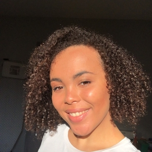 Anna - Prof d'anglais - Mont-Saint-Aignan