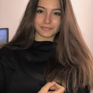 Dorine - Prof d'aide aux devoirs - Nice