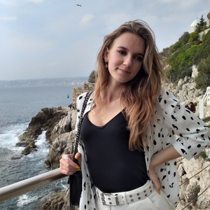 Olivia - Prof d'aide aux devoirs - Nice