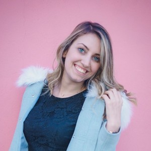Julia - Prof d'anglais - Annemasse