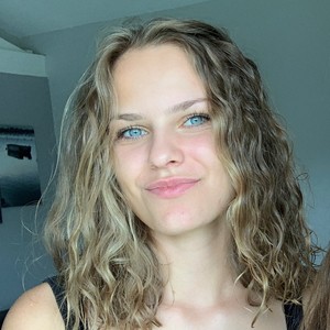 Léna - Prof de maths - Aubagne