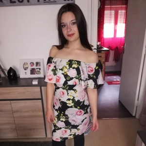 Justine - Prof d'italien - Bellignat