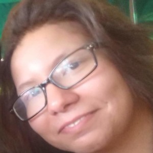 Mounia - Prof d'initiation informatique - Gap