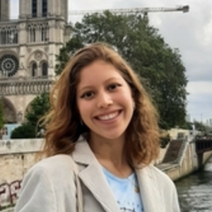 Manon - Prof d'aide aux devoirs - Lille