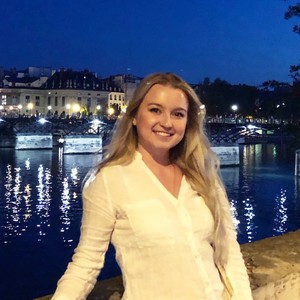 Katya - Prof de russe - Paris