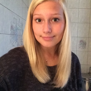 Chloé - Prof de maths - Metz