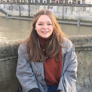 Julie - Prof de maths - Vincennes