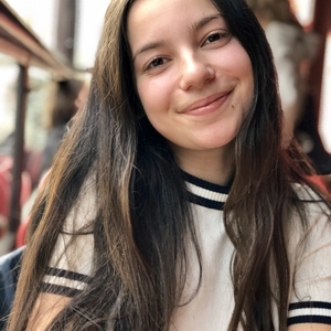 Julie - Prof de maths - Paris 13e