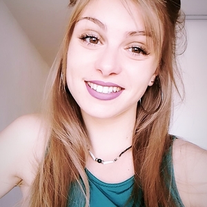 Ilona - Prof de biologie - Pau