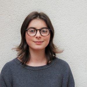 Amélie - Prof de français - Angers