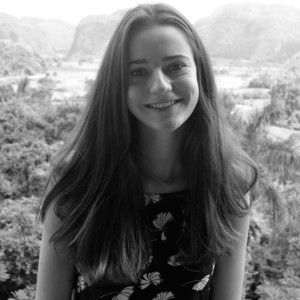 Louise - Prof de préparation bac es - Paris