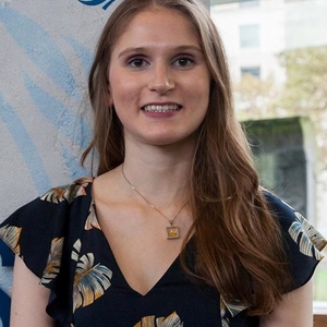 Stéphanie - Prof d'aide aux devoirs - Issy-les-Moulineaux