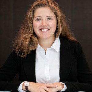 Louise - Prof d'histoire - Paris