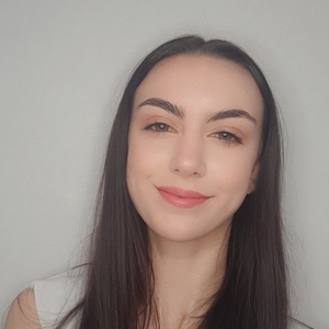 Céliane - Prof d'aide aux devoirs - Saint-Caprais-de-Bordeaux