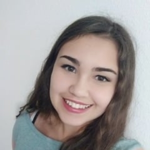 Anaïs - Prof de français - Saint-Benoît