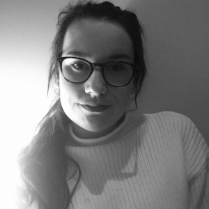 Louise - Prof d'anglais - Étréchy