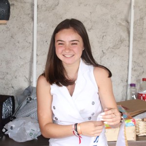 Charlotte - Prof de maths - Saint-Genis-Laval