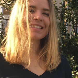 Nina - Prof d'économie - Lyon