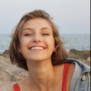 Eve - Prof d'aide aux devoirs - Saint-Étienne