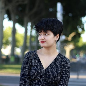 Dina - Prof d'histoire - géo - Lyon