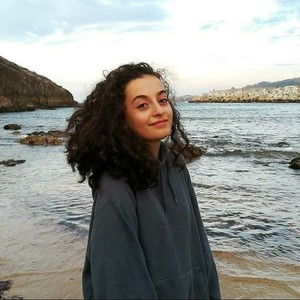 Yasmin - Prof d'anglais - Reims