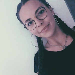 Emma - Prof d'anglais - Genilac