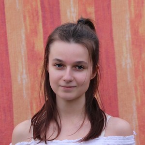Romane - Prof d'aide aux devoirs - Paris