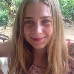 Carmen - Prof de préparation concours sciences po - Paris