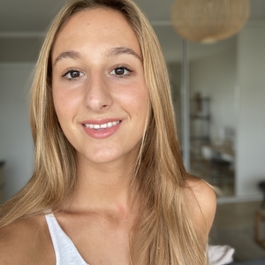 Clara - Prof d'aide aux devoirs - La Richardais