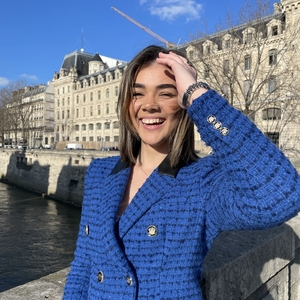 Nikoleta - Prof d'aide aux devoirs - Paris