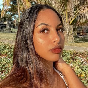 Julie - Prof d'aide aux devoirs - Saint-Denis