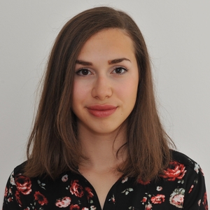 Laura - Prof de philosophie - Paris