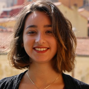 Farah - Prof de maths - Paris