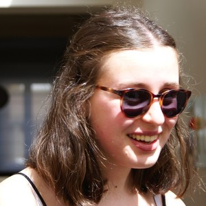 Léa - Prof de maths - Saint-Étienne