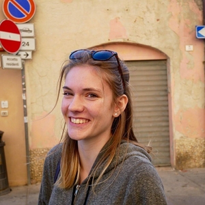 Laura - Prof d'expression orale - français - Grez-Doiceau
