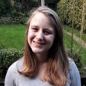 Julie - Prof de droit civil - Woluwe-Saint-Pierre