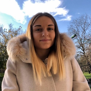 Clara - Prof d'aide aux devoirs - Saint-Quentin-sur-Isère