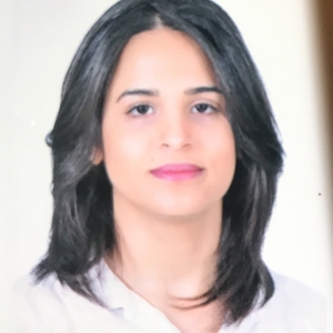 Yasmine - Prof d'initiation informatique - Clichy