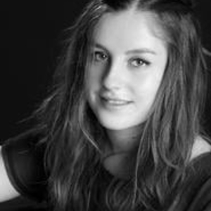 Romane - Prof de maths - Paris