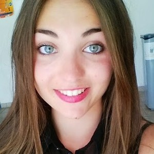 Julie - Prof de maths - Marseille