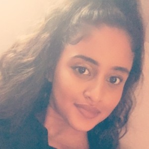 Kinza - Prof d'aide aux devoirs - Clichy-sous-Bois