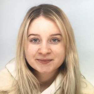 Eliza - Prof de français - Chevigny-Saint-Sauveur