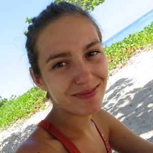 Coline - Prof d'aide aux devoirs - Saint-Michel-de-Chabrillanoux
