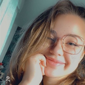 Anais - Prof d'aide aux devoirs - Helfaut