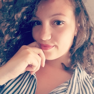 Clemence - Prof d'aide aux devoirs - Lens